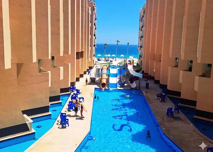 Romantic With Garden, Pool And Apartamento Hurghada
